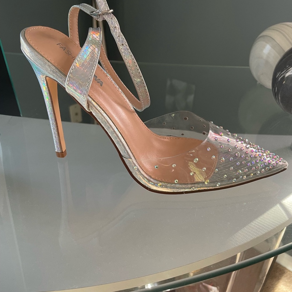 Iridescent heels